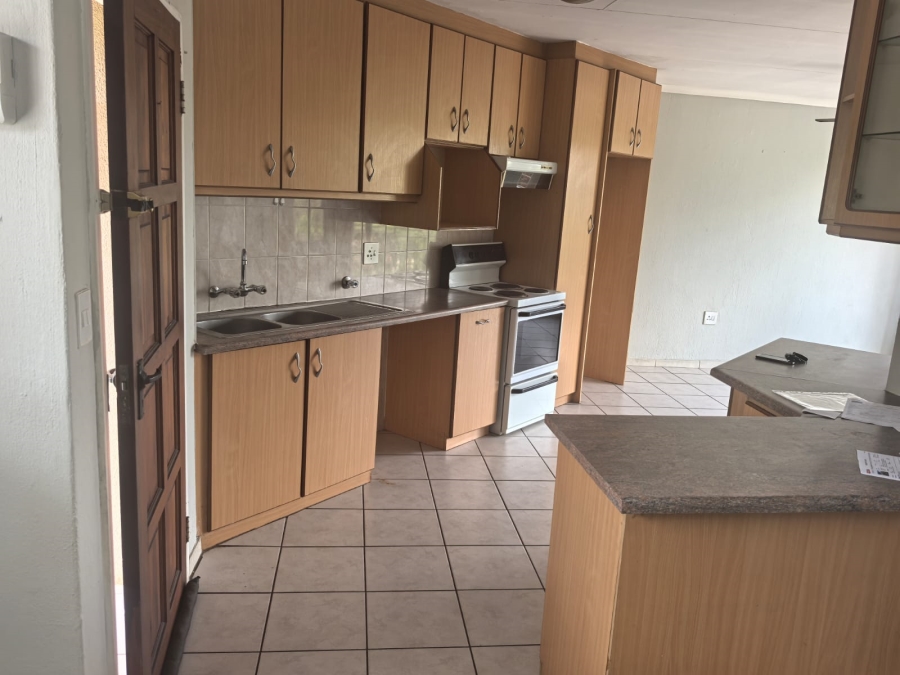 2 Bedroom Property for Sale in Radiokop Gauteng