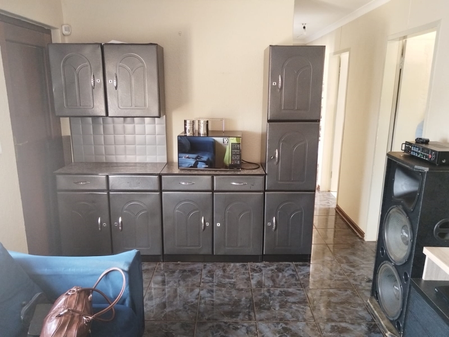 3 Bedroom Property for Sale in Lenasia South Gauteng