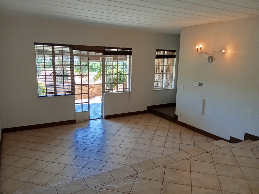 3 Bedroom Property for Sale in Constantia Kloof Gauteng