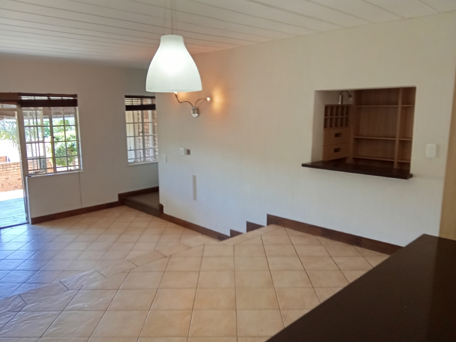 3 Bedroom Property for Sale in Constantia Kloof Gauteng