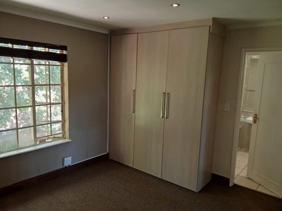 3 Bedroom Property for Sale in Constantia Kloof Gauteng