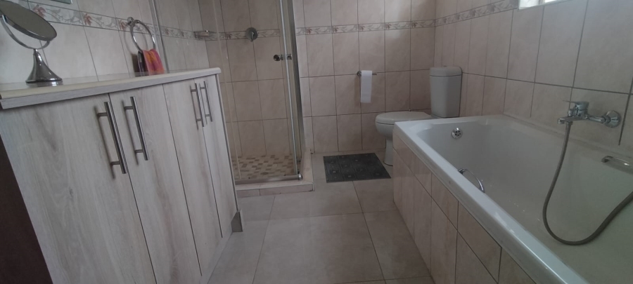 3 Bedroom Property for Sale in Randridge Ah Gauteng