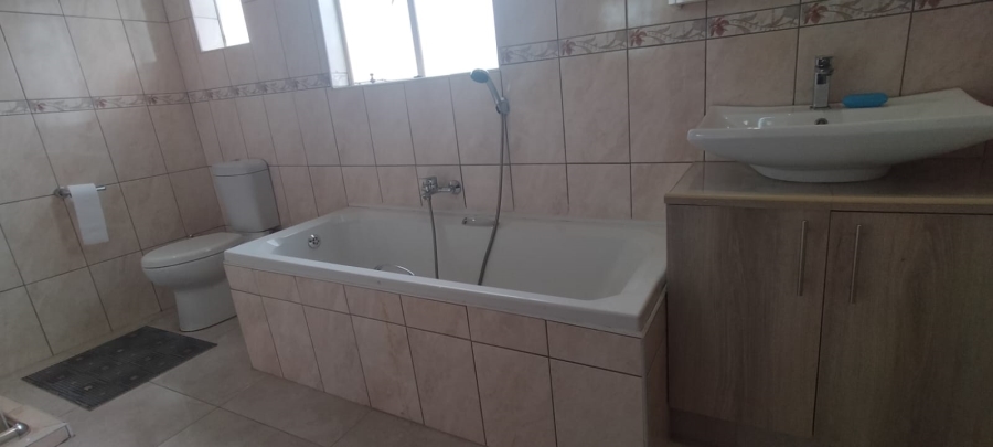 3 Bedroom Property for Sale in Randridge Ah Gauteng