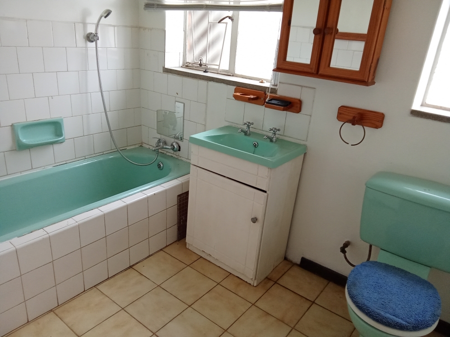 4 Bedroom Property for Sale in Witpoortjie Gauteng