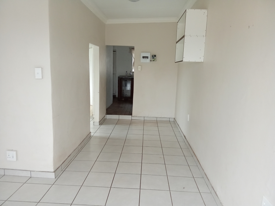 4 Bedroom Property for Sale in Witpoortjie Gauteng