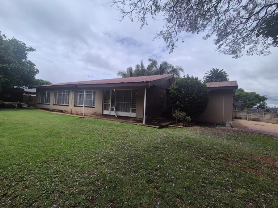 4 Bedroom Property for Sale in Krugersdorp North Gauteng