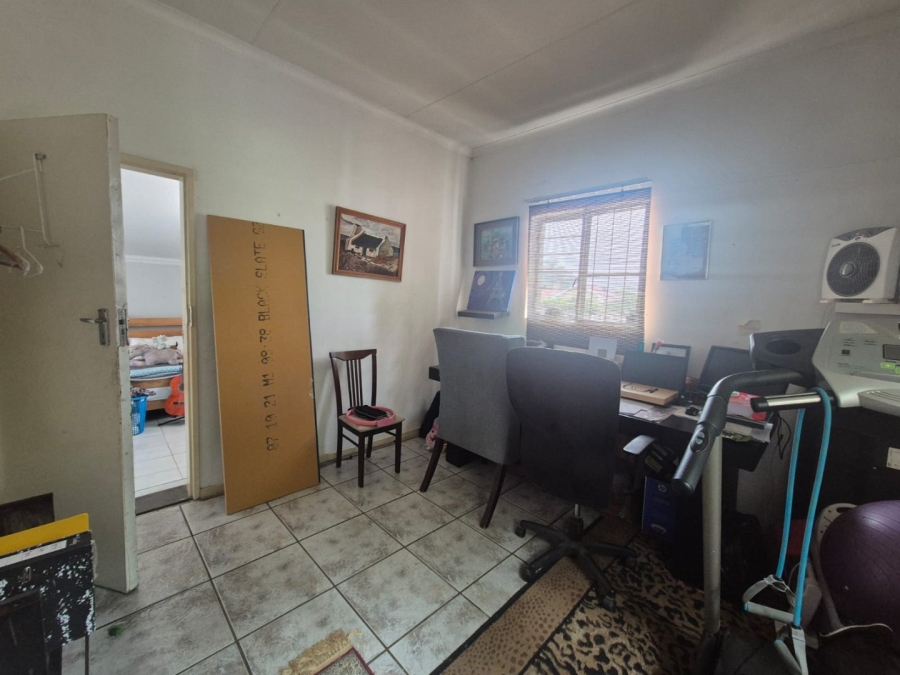 4 Bedroom Property for Sale in Krugersdorp North Gauteng