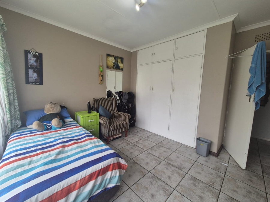 4 Bedroom Property for Sale in Krugersdorp North Gauteng