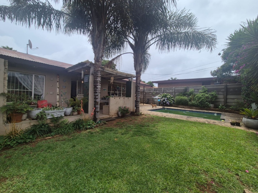 4 Bedroom Property for Sale in Krugersdorp North Gauteng