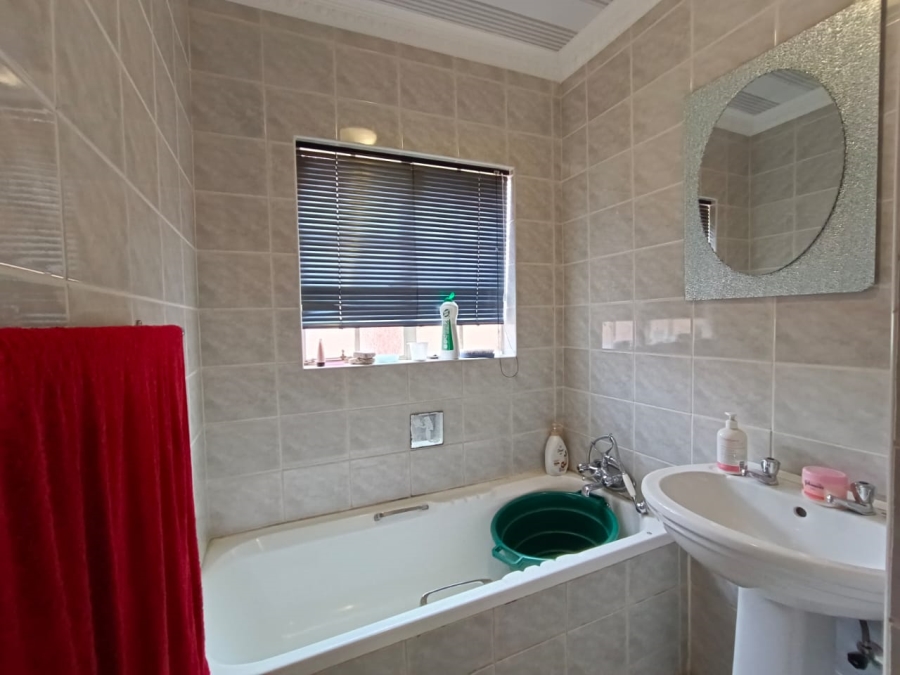 3 Bedroom Property for Sale in Culemborg Park Gauteng