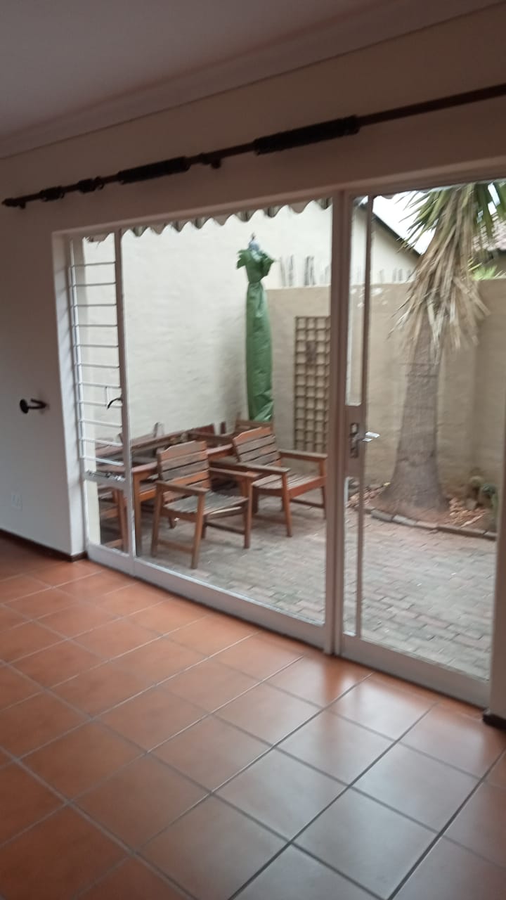 3 Bedroom Property for Sale in Weltevreden Park Gauteng
