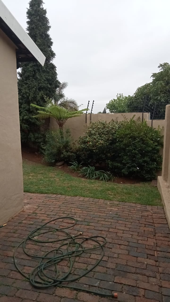 3 Bedroom Property for Sale in Weltevreden Park Gauteng