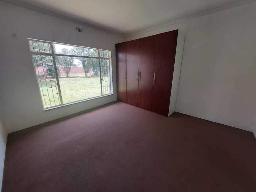 4 Bedroom Property for Sale in Middelvlei A H Gauteng