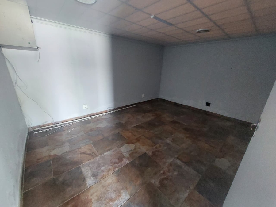 4 Bedroom Property for Sale in Middelvlei A H Gauteng