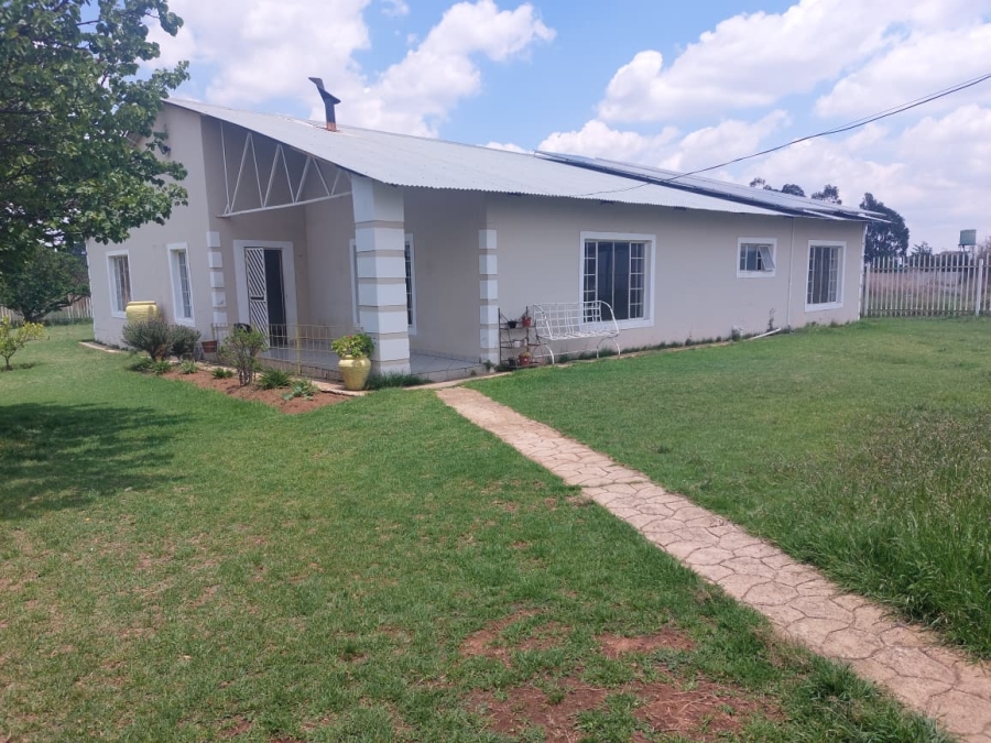 4 Bedroom Property for Sale in Middelvlei A H Gauteng