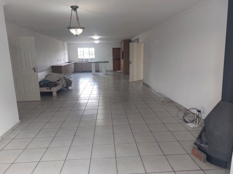 4 Bedroom Property for Sale in Middelvlei A H Gauteng