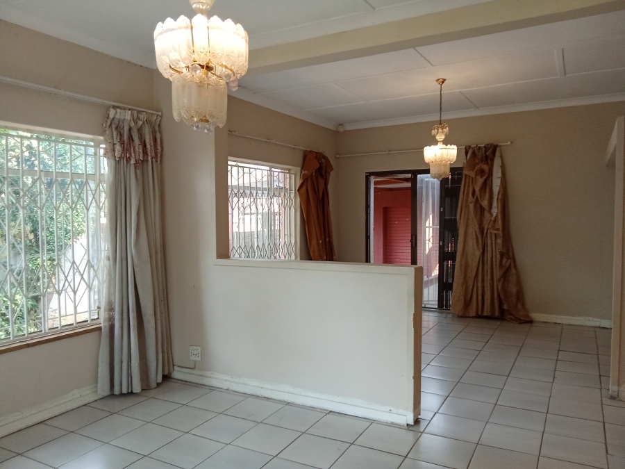 4 Bedroom Property for Sale in Witpoortjie Gauteng