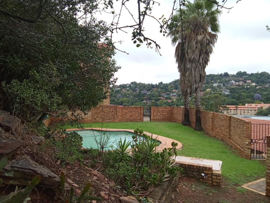 2 Bedroom Property for Sale in Helderkruin Gauteng