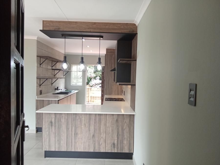 2 Bedroom Property for Sale in Helderkruin Gauteng