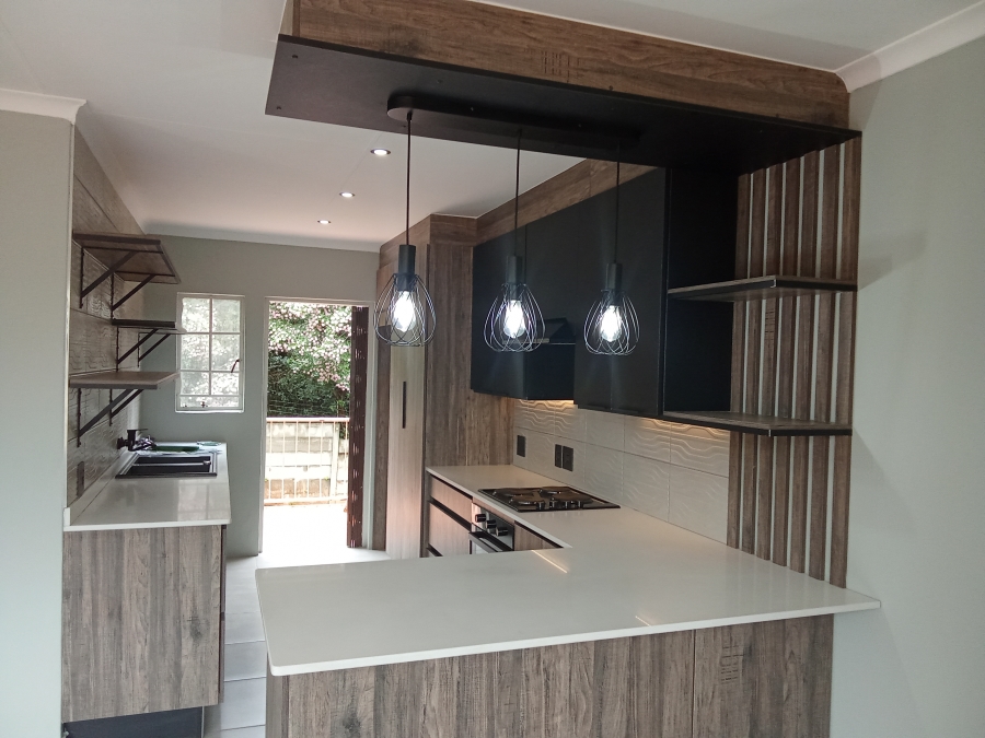 2 Bedroom Property for Sale in Helderkruin Gauteng