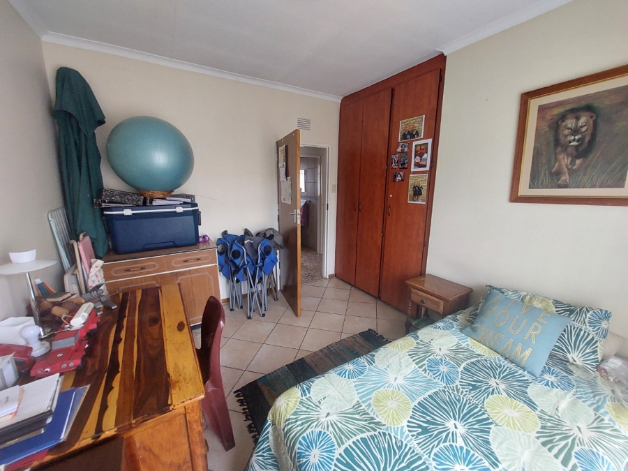 3 Bedroom Property for Sale in Helikonpark Gauteng