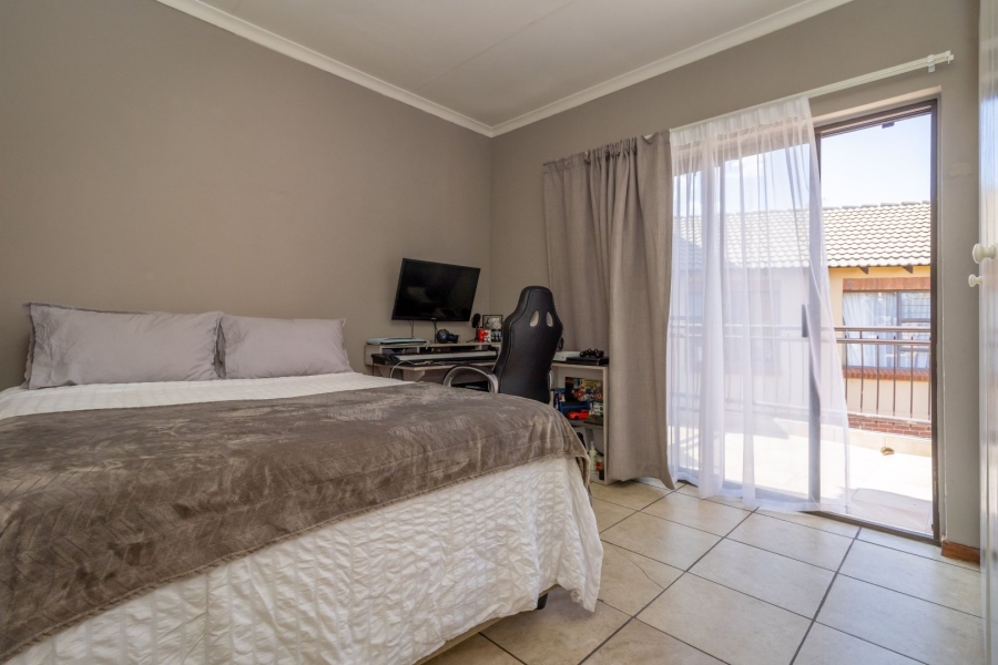 2 Bedroom Property for Sale in Sugar Bush Estate Gauteng