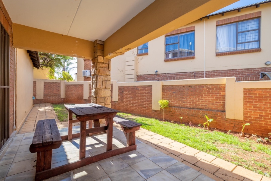 2 Bedroom Property for Sale in Sugar Bush Estate Gauteng