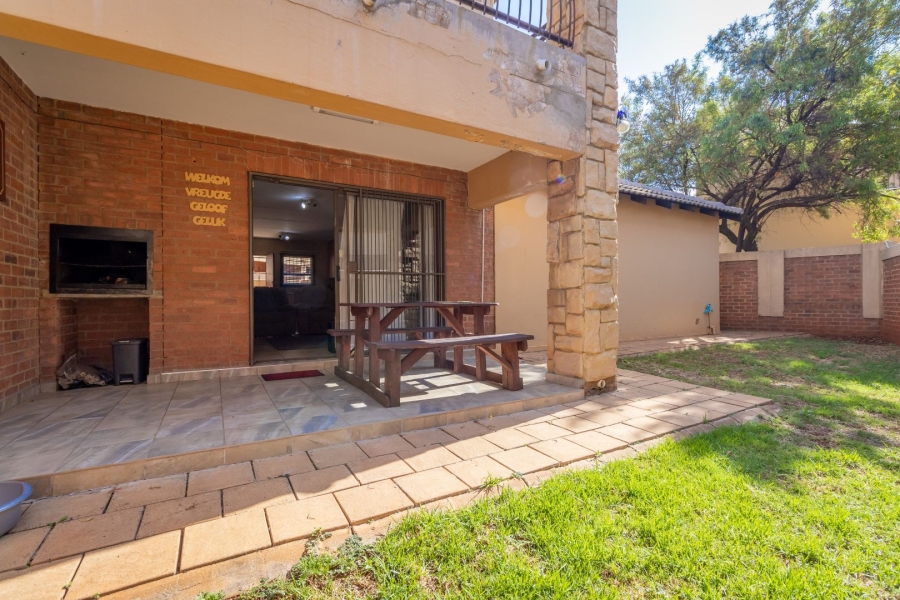 2 Bedroom Property for Sale in Sugar Bush Estate Gauteng