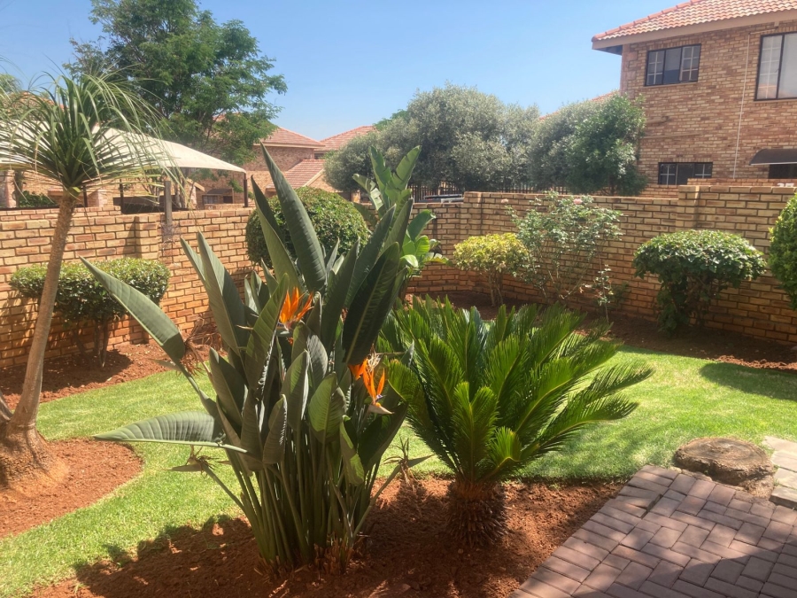 4 Bedroom Property for Sale in Willowbrook Gauteng