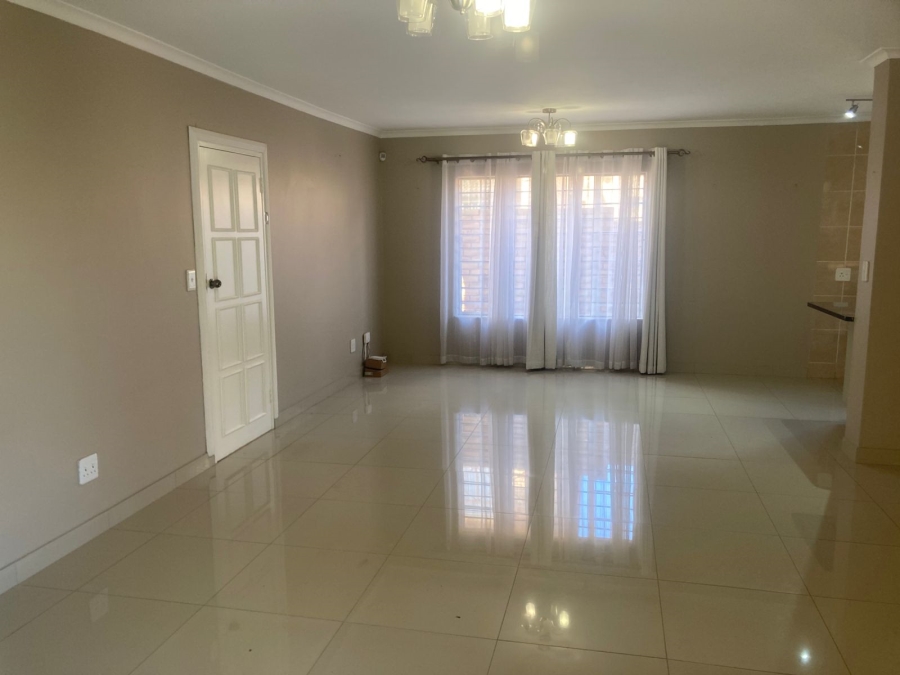 4 Bedroom Property for Sale in Willowbrook Gauteng
