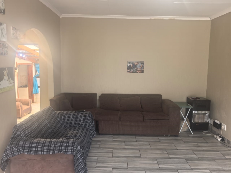 3 Bedroom Property for Sale in Roodepoort West Gauteng