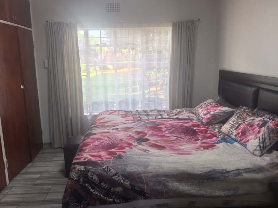 3 Bedroom Property for Sale in Roodepoort West Gauteng