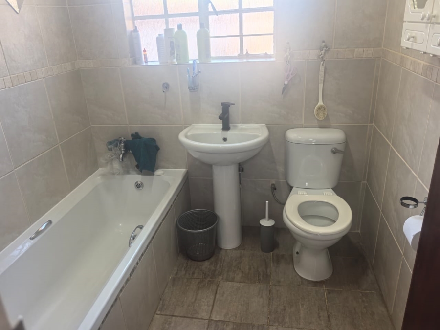 3 Bedroom Property for Sale in Roodepoort West Gauteng
