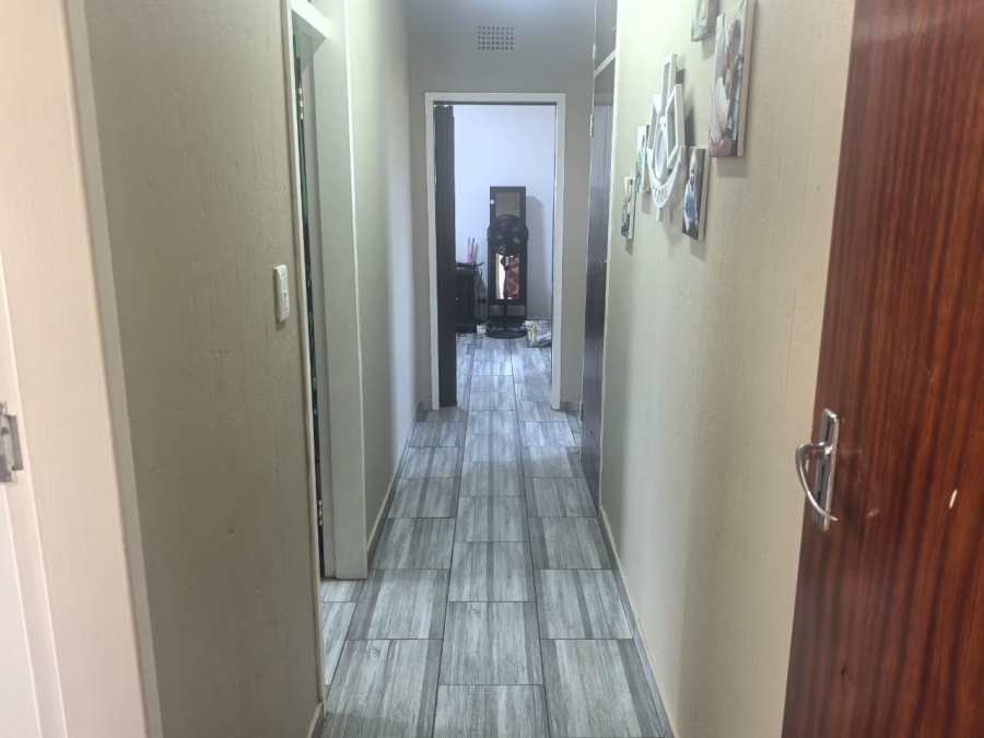 3 Bedroom Property for Sale in Roodepoort West Gauteng