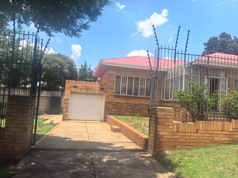3 Bedroom Property for Sale in Florida North Gauteng