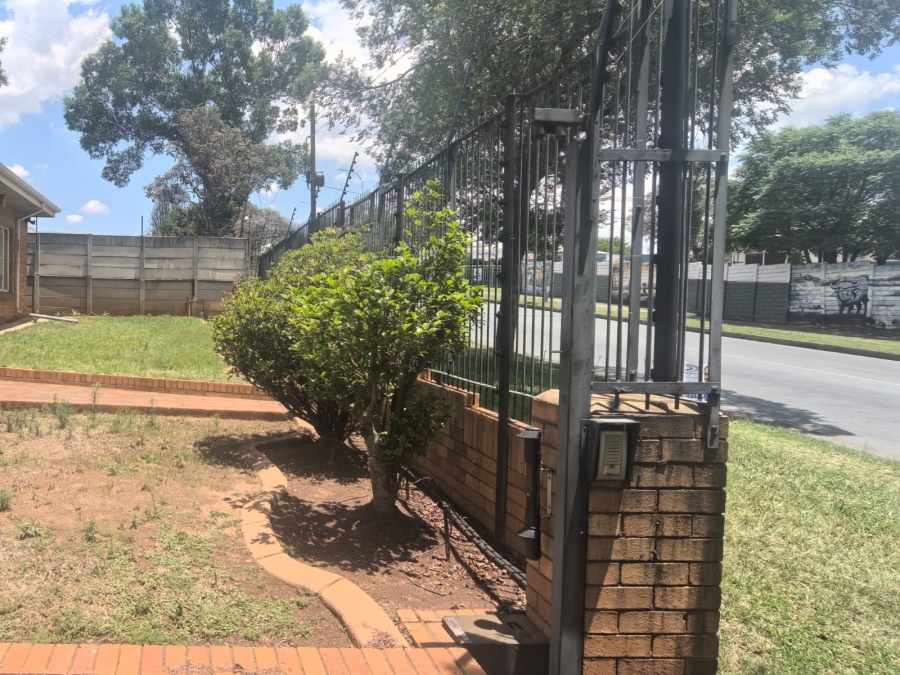 3 Bedroom Property for Sale in Florida North Gauteng