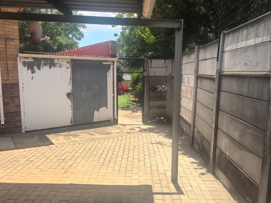 3 Bedroom Property for Sale in Florida North Gauteng