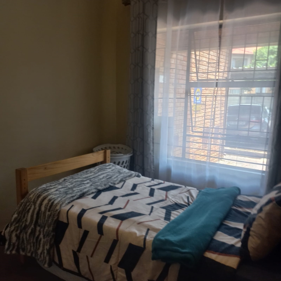 2 Bedroom Property for Sale in Willowbrook Gauteng