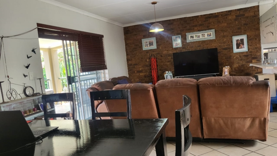 3 Bedroom Property for Sale in Honeydew Ridge Gauteng