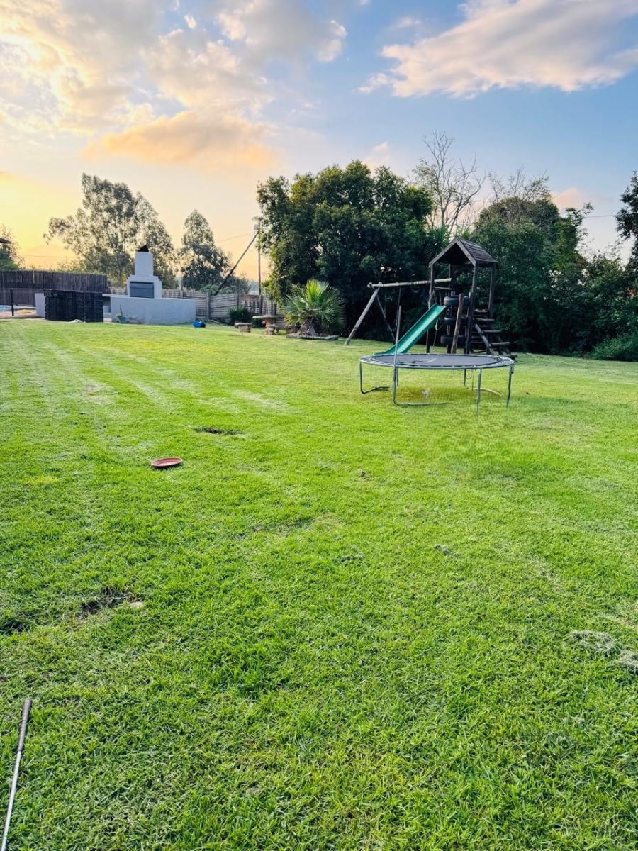 4 Bedroom Property for Sale in Robinpark Gauteng