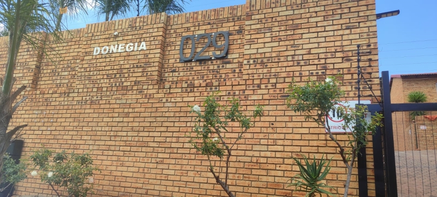 2 Bedroom Property for Sale in Rangeview Gauteng