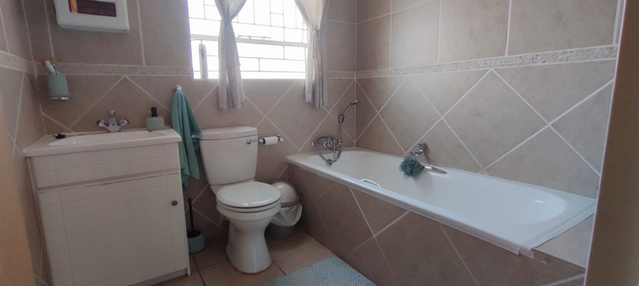 2 Bedroom Property for Sale in Rangeview Gauteng