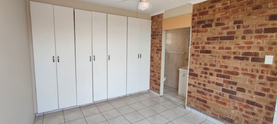 2 Bedroom Property for Sale in Rangeview Gauteng