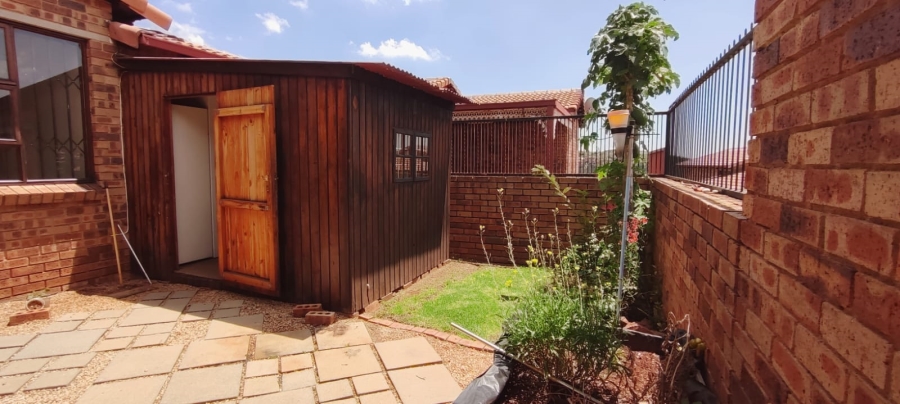 2 Bedroom Property for Sale in Rangeview Gauteng