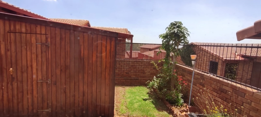 2 Bedroom Property for Sale in Rangeview Gauteng