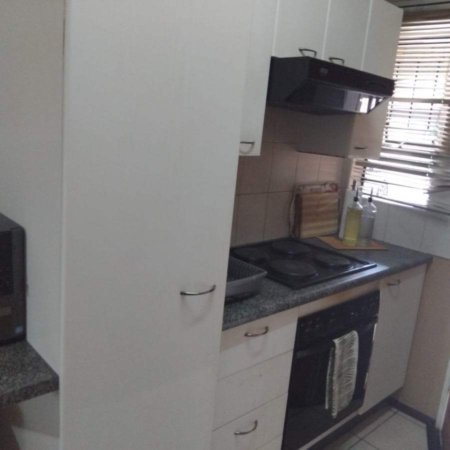 2 Bedroom Property for Sale in Willowbrook Gauteng