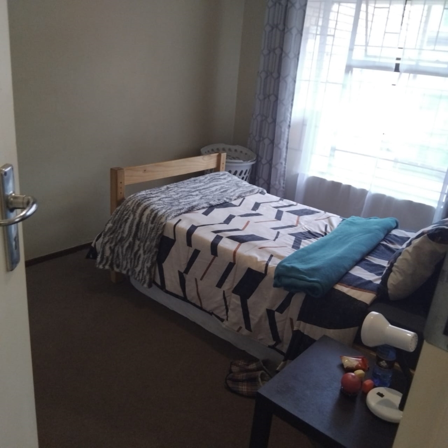 2 Bedroom Property for Sale in Willowbrook Gauteng