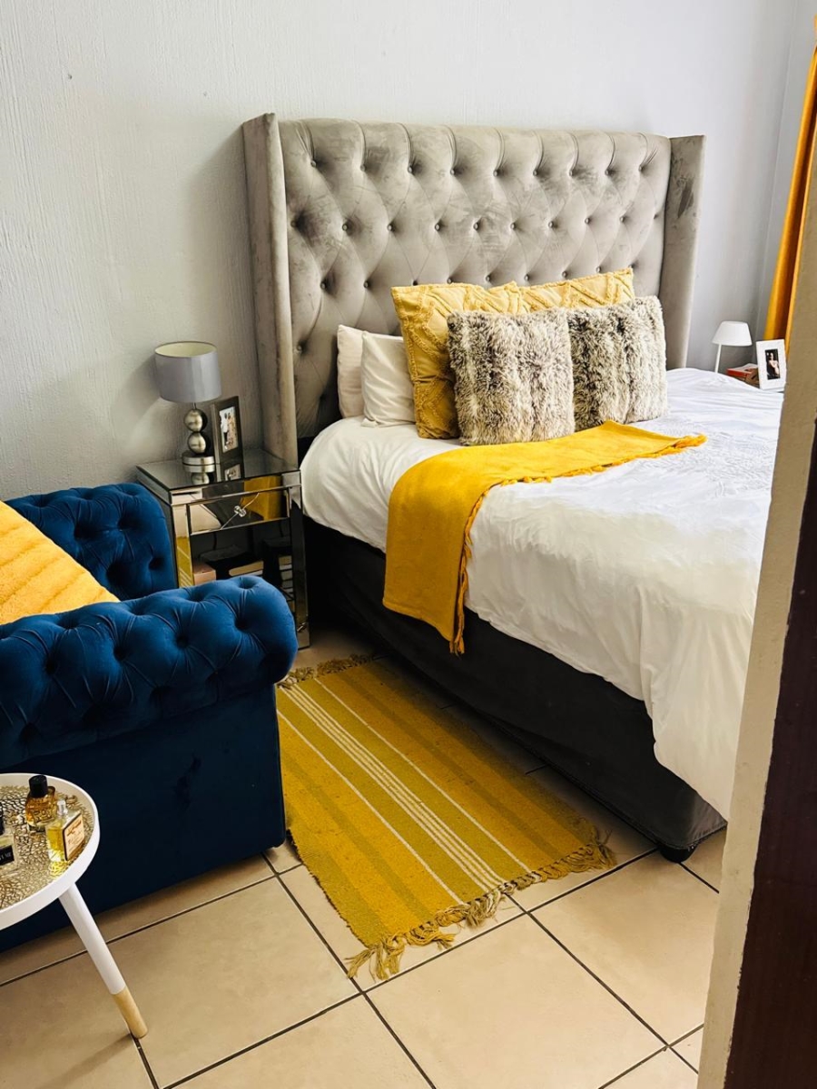 To Let 4 Bedroom Property for Rent in Robinpark Gauteng