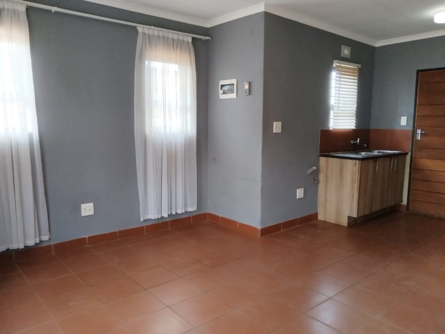 2 Bedroom Property for Sale in Protea Glen Gauteng