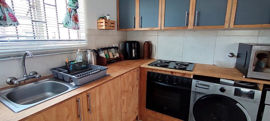 2 Bedroom Property for Sale in Eike Park Gauteng